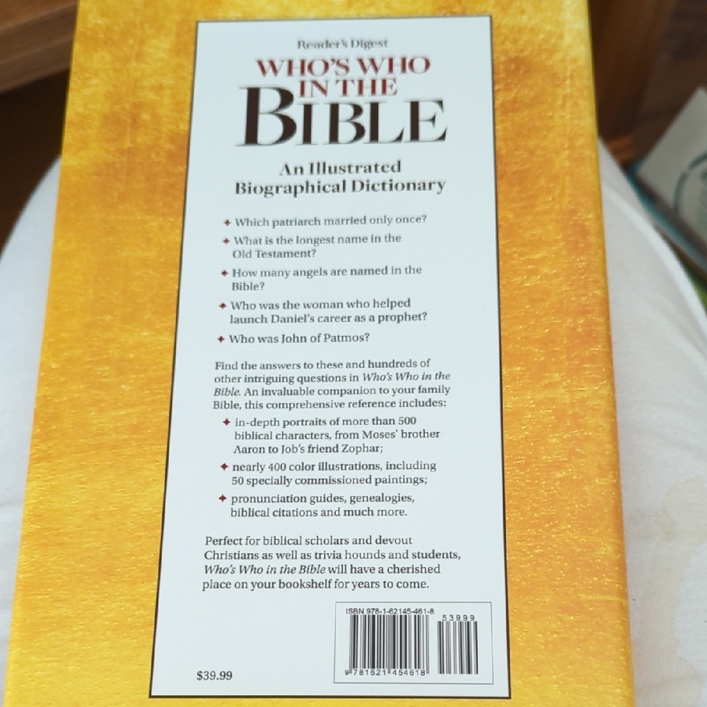 Reader's Digest Who's Who in the Bible Book - Picture 4 of 10